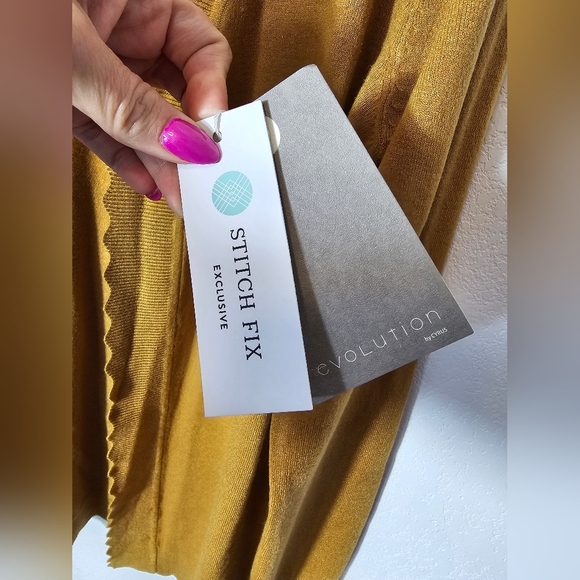 Revolution Stitch Fix Women's Mustard Cardigan Sweater Size Small Petite NWT - Picture 2 of 8